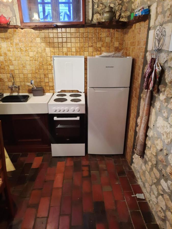 Traditional Charentais Cottage In Countryside 25 Minutes From Royan Balanzac ภายนอก รูปภาพ